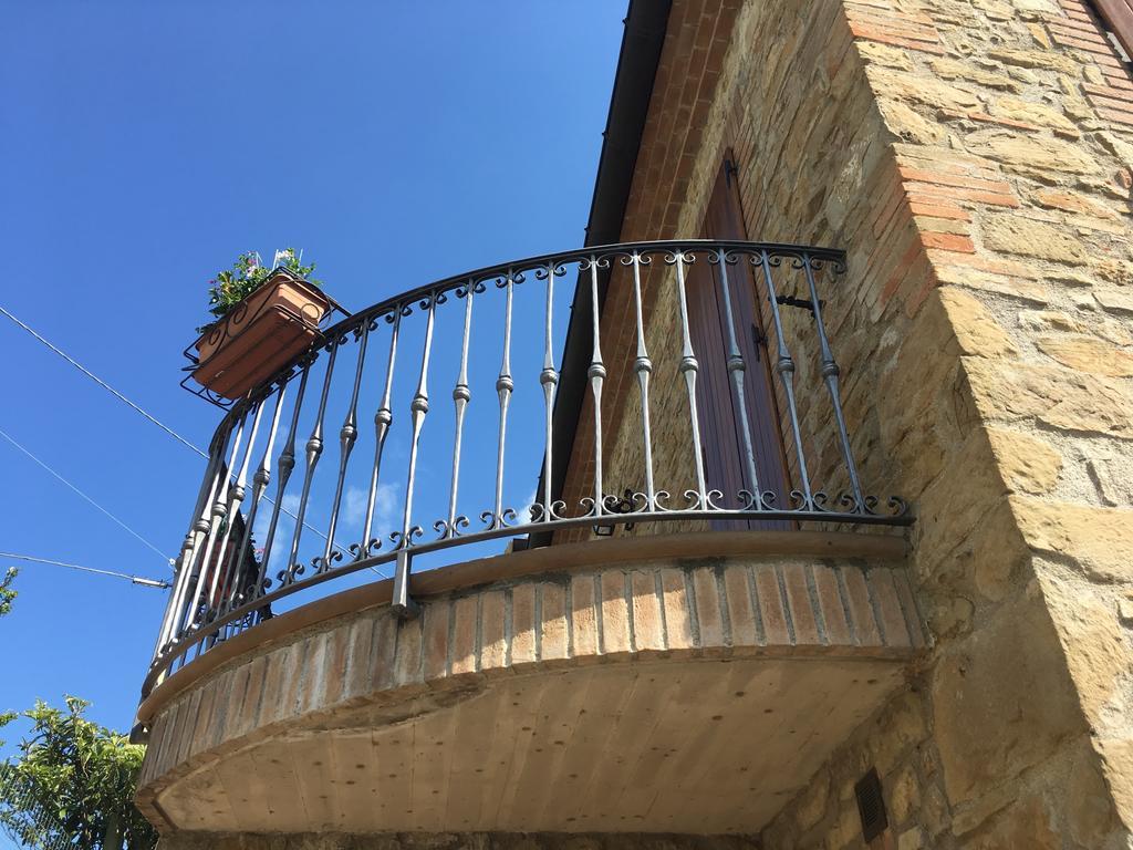 Appartamenti E Camere Il Poggio Di D'Angeli Lidia Auditore Exterior photo
