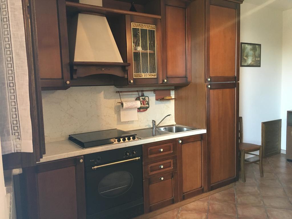 Appartamenti E Camere Il Poggio Di D'Angeli Lidia Auditore Exterior photo