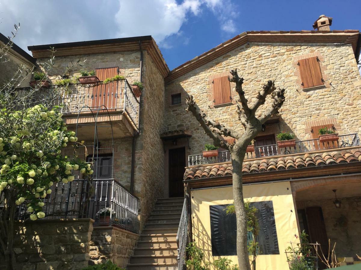 Appartamenti E Camere Il Poggio Di D'Angeli Lidia Auditore Exterior photo